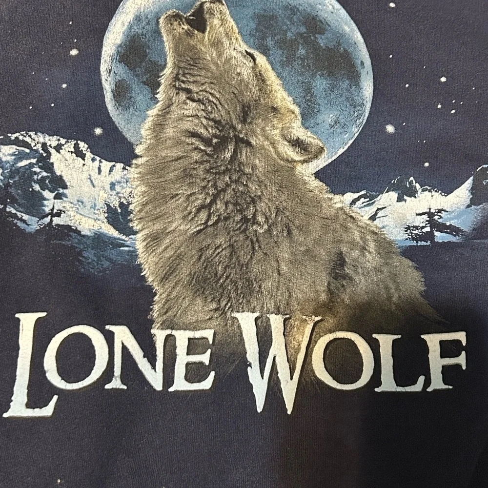 Vintage Jerzees Lone Wolf Moon Graphic Sweatshirt Size L Navy - Picture 13 of 13